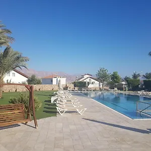 Luxury Royal Family With Pool אילת